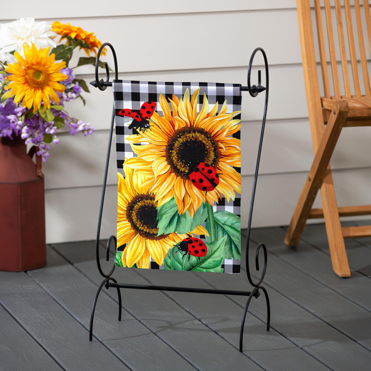 Evergreen Enterprises - Flag Sunflower Ladybugs