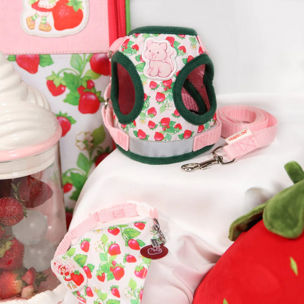 Travel Cat - Harness & Leash Set - "Strawberry Shortcake" - Southern Agriculture
