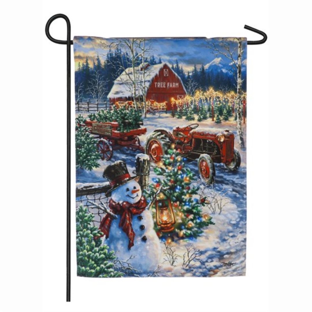 Evergreen Enterprises - Tree Farm Solar LED Garden Flag - Southern Agriculture