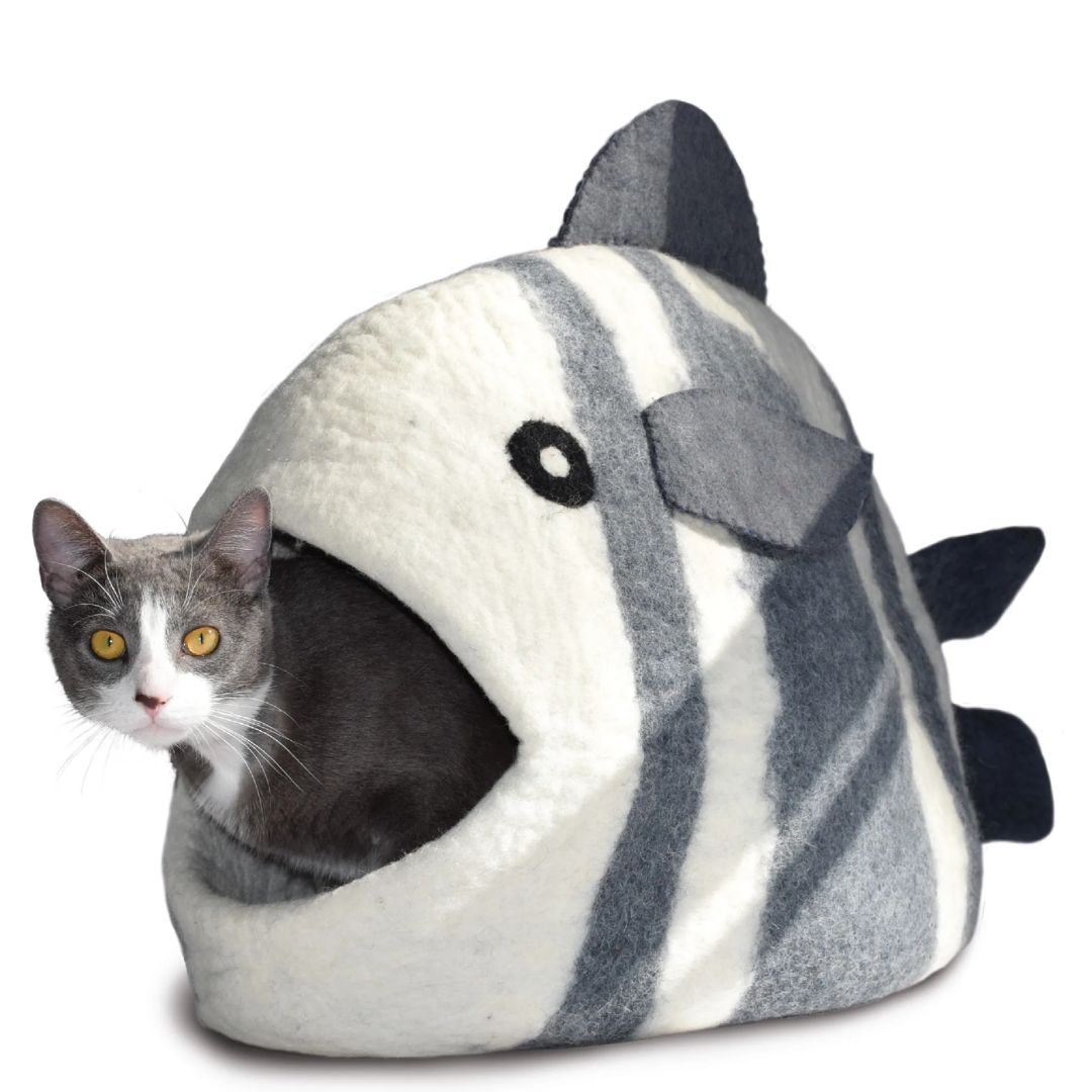 Dharma Dog Karma Cat - Pet Cave Fish