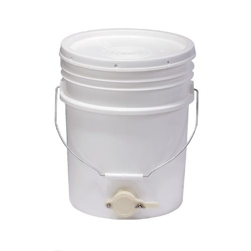 Plastic Bucket with Honey Gate - 5 gallon-Southern Agriculture