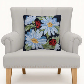 Peking HandiCraft - Pillow Hook Daisies & Ladybug