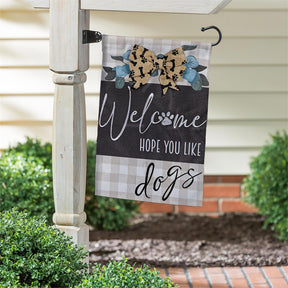 Evergreen Enterprises - Flag Dogs & Checks