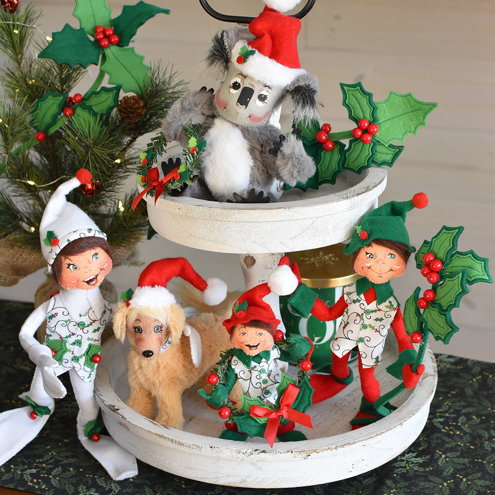 Annalee Dolls - Holly Jolly Dog