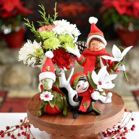Annalee Dolls - Dragon Winter Blooms