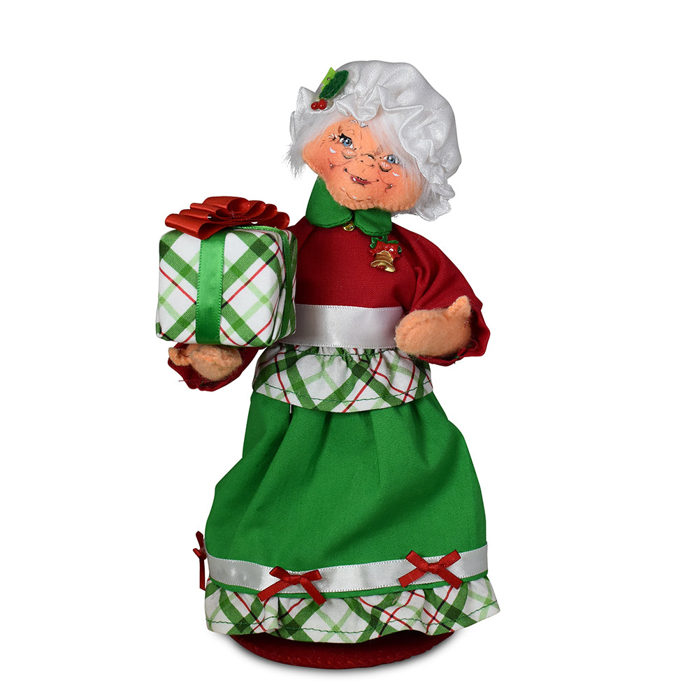 Annalee Dolls - Mrs. Santa Wrapped With Love