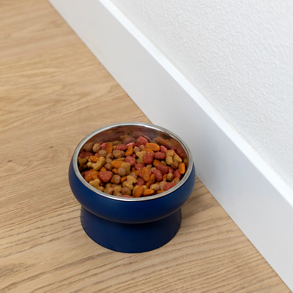 Petshop by Fringe Studio - Feeder Raised Sculptured Navy with Metal Insert