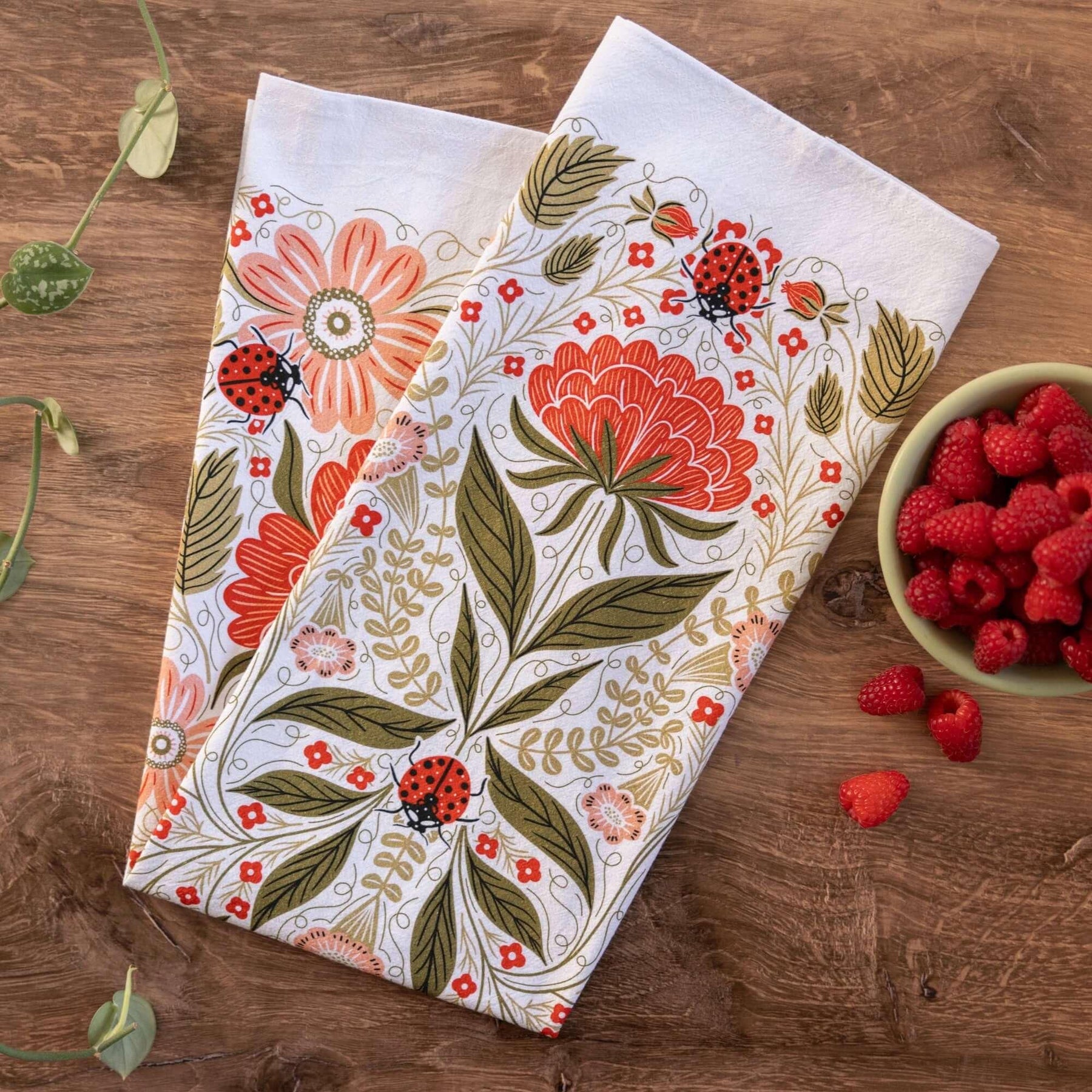 Gingiber - Tea Towel Ladybug
