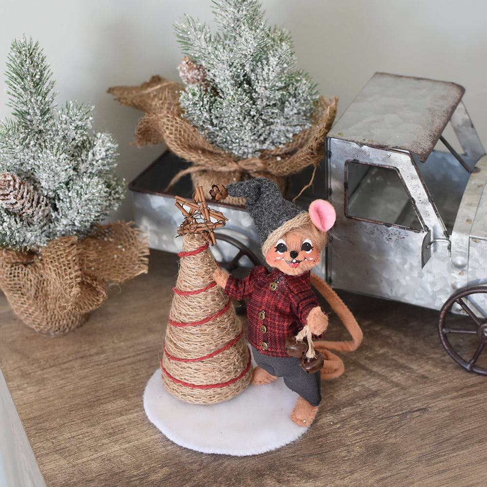 Annalee Plaid & Pine Mouse with Tree