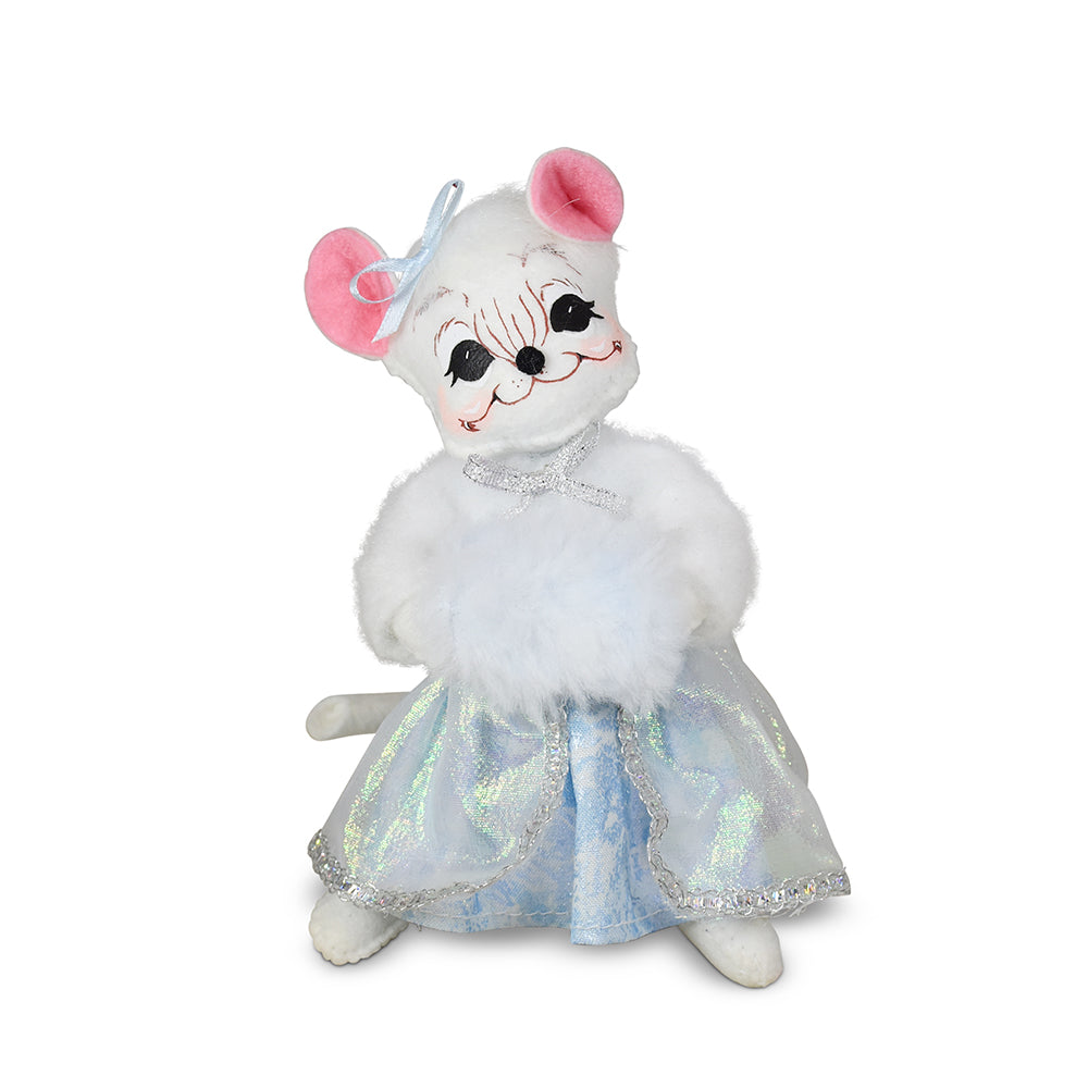 Annalee Frosty Girl Mouse 6"