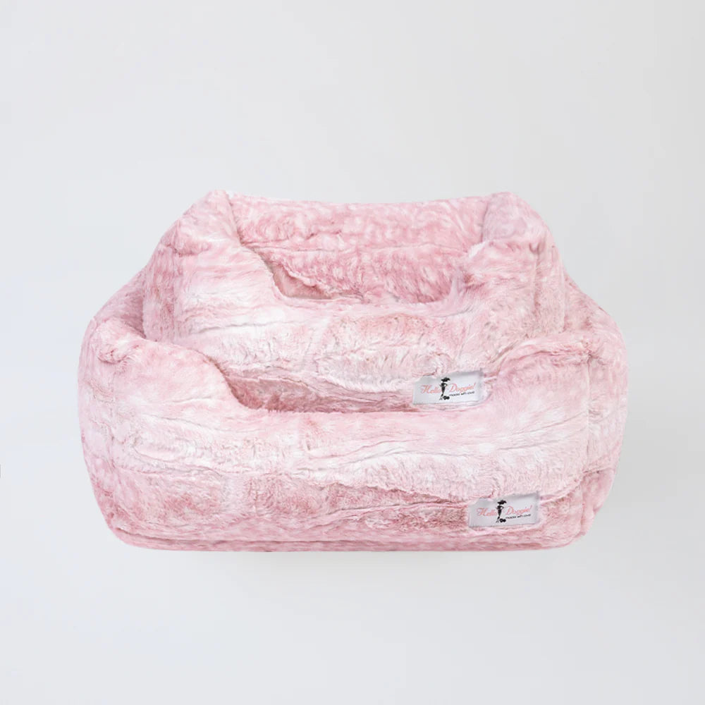 Hello Doggie - Cashmere Pet Bed Pink Fawn
