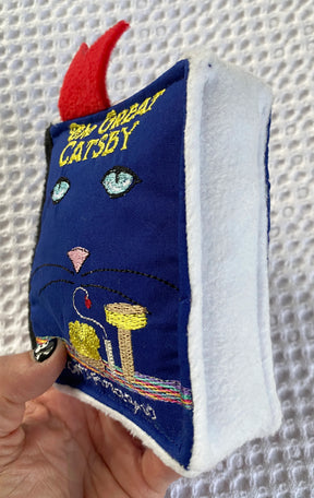 Screaming Pickles - Cat Toy The Great Catsby