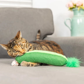 Huxley & Kent - Cat Toy Pickle Kicker