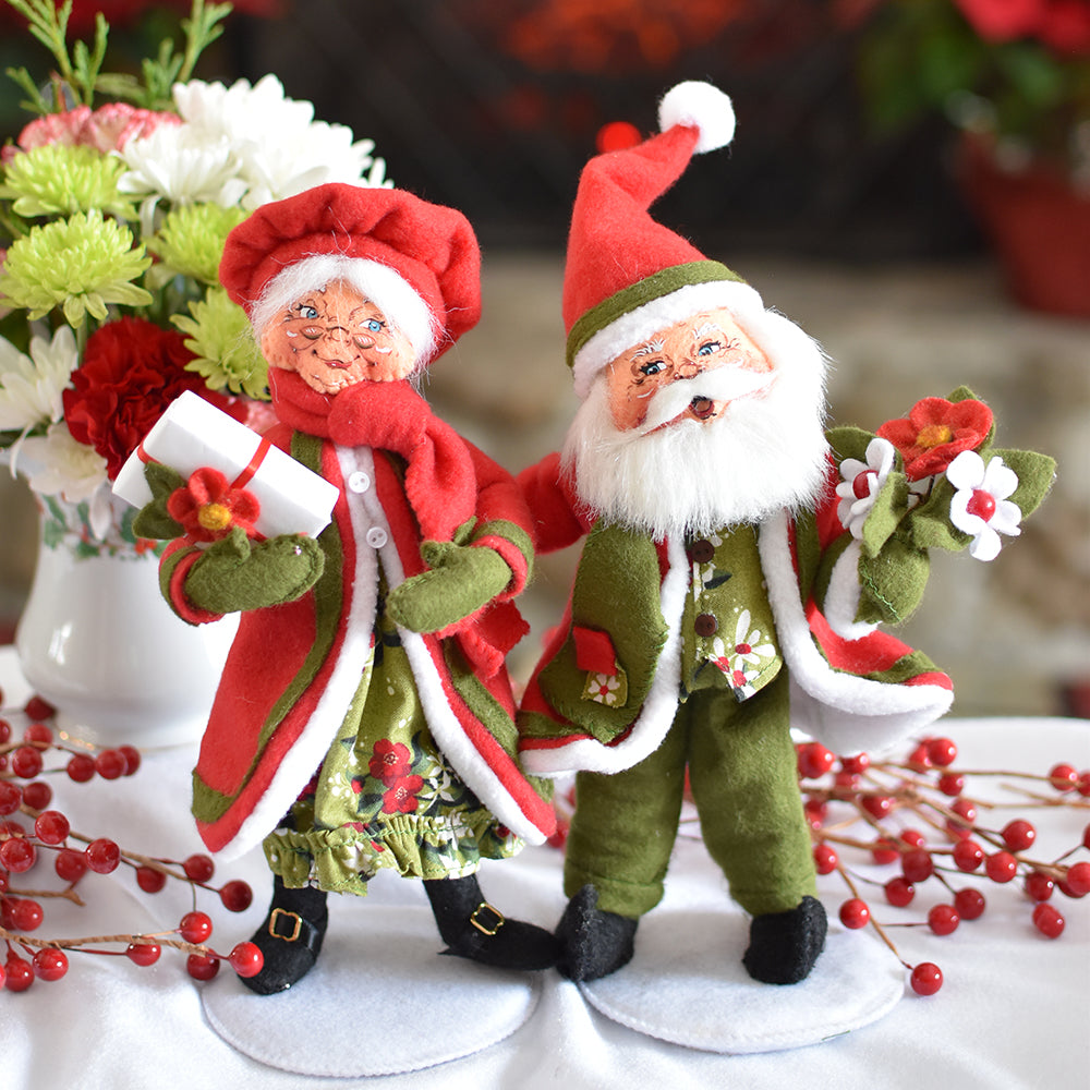 Annalee Dolls - Mrs Santa Winter Blooms
