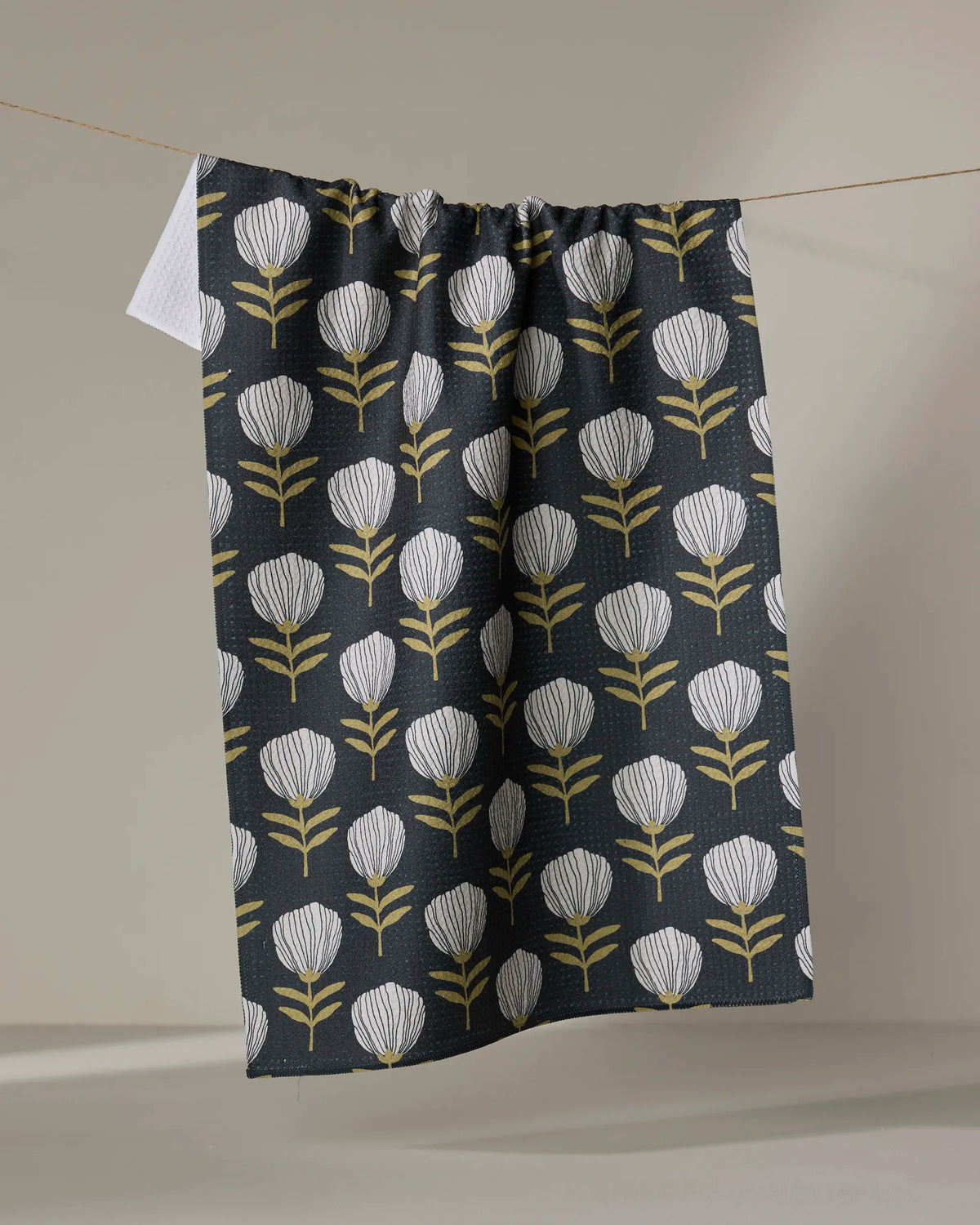 Geometry - Tea Towel Blomma