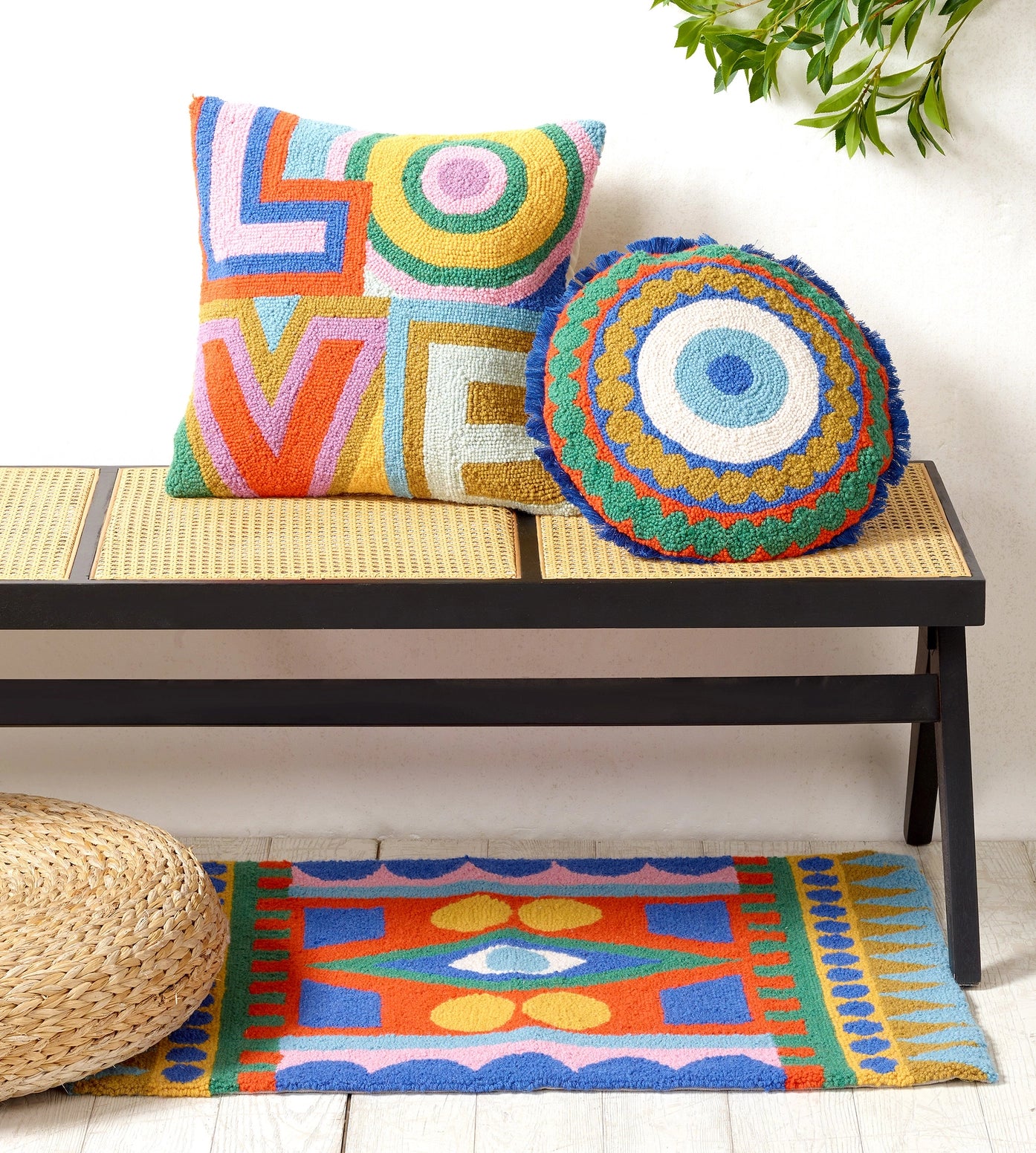 Peking HandiCraft - Pillow Hook Love