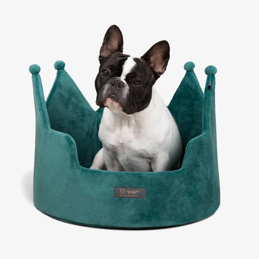 Nandog Pet Gear - Crown Dog & Cat Fun Bed Cloud