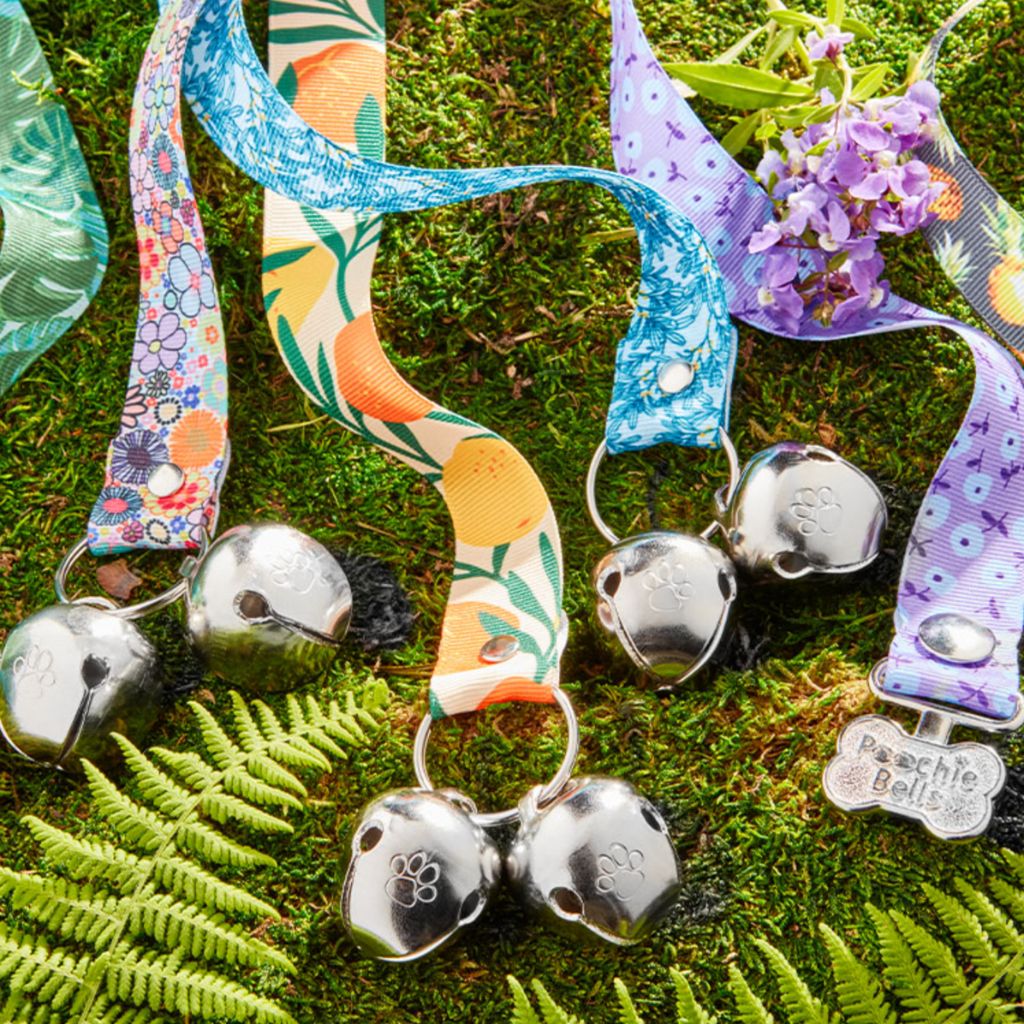 Poochie-Pets / Bells - Doggie Doorbell 4 Bells Garden Party