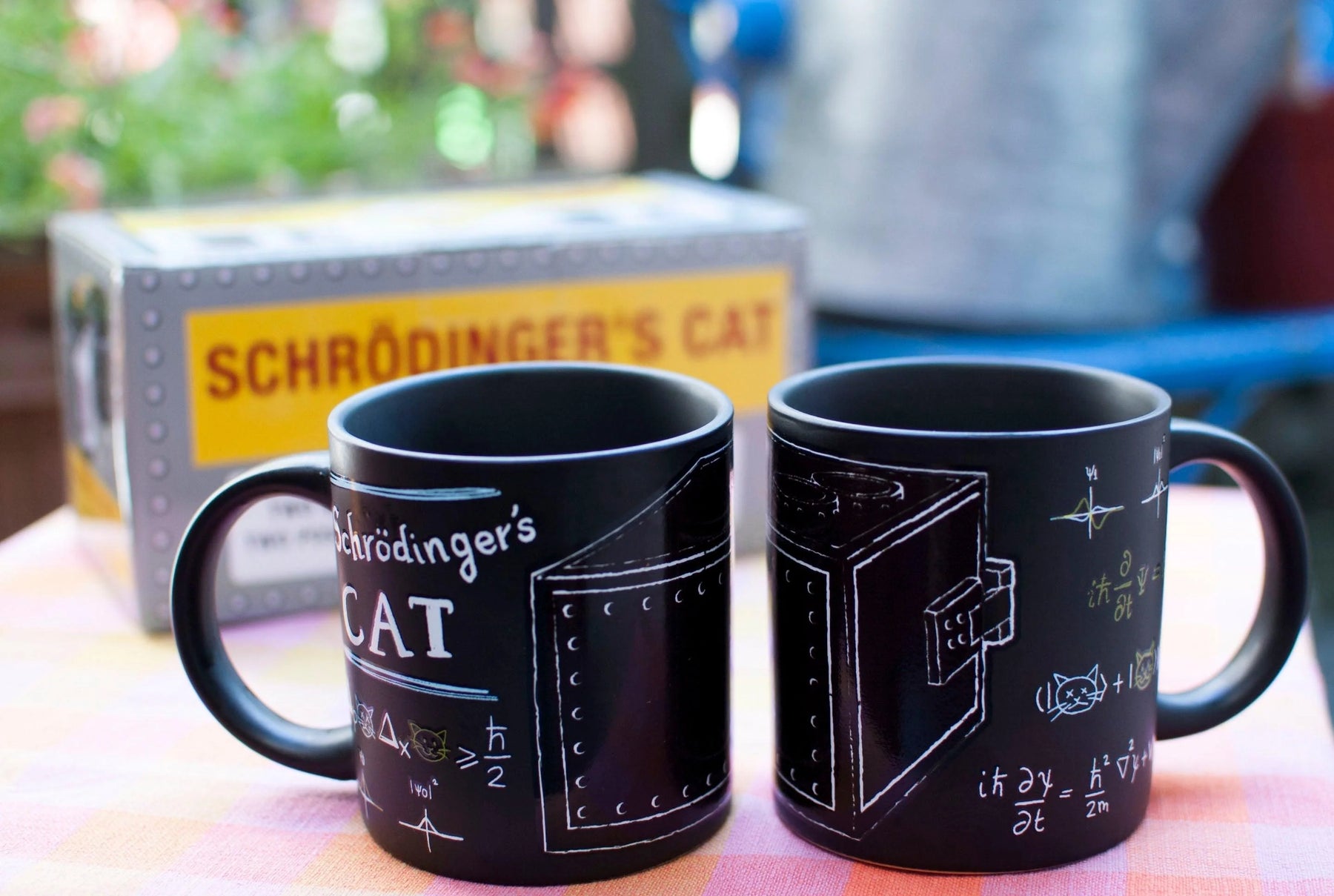 Unemployed Philosophers Guild - Coffee Mug Schrodinger Cat Set