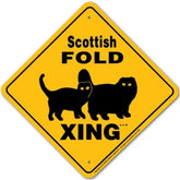 Sign X-ing Cat Scottish Fold