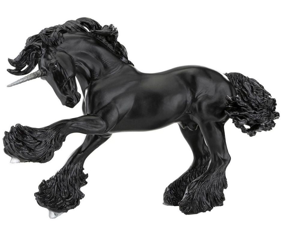 Breyer Obsidian Unicorn Stallion-Southern Agriculture
