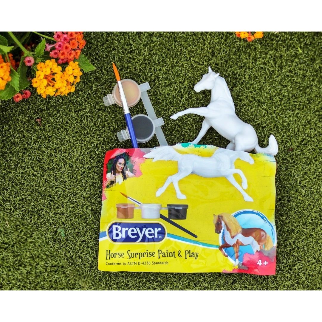 Breyer Stablemates Horse Surprise Paint & Play Single Blind Bag